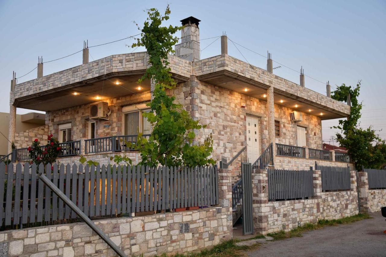 Stone Villa Corinth エクステリア 写真